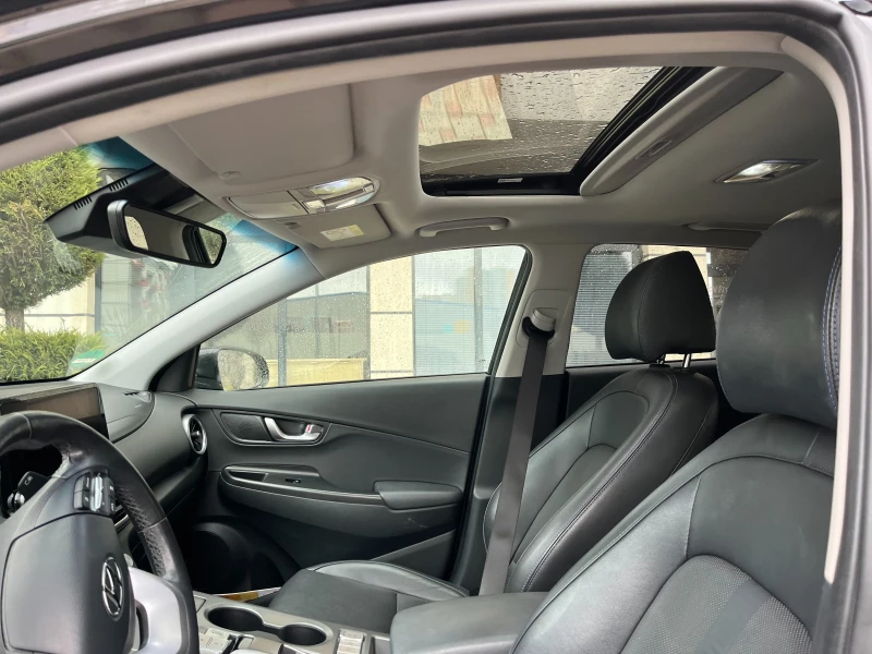 Hyundai Kona 64 Kwh, Кожен салон, снимка 6 - Автомобили и джипове - 53397869