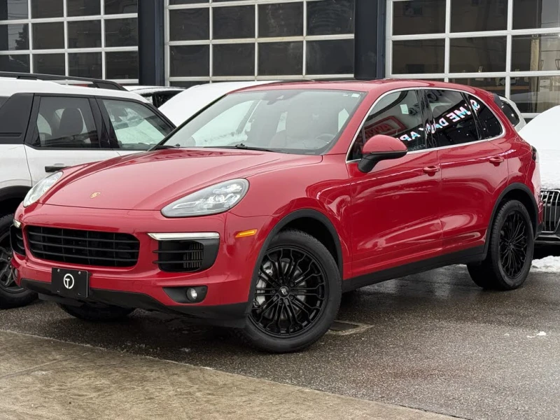 Porsche Cayenne S| 420 HP| MATRIX| PREMIUM | PANO | RED LEATHER | 