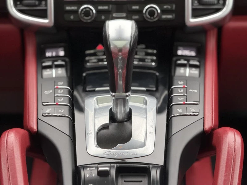 Porsche Cayenne S| 420 HP| MATRIX| PREMIUM | PANO | RED LEATHER | , снимка 11 - Автомобили и джипове - 53180007