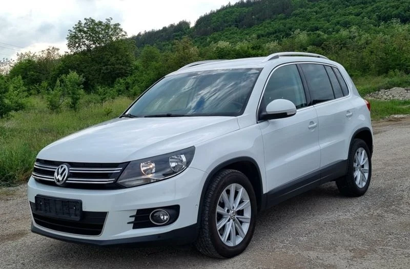 VW Tiguan, снимка 1 - Автомобили и джипове - 49429695