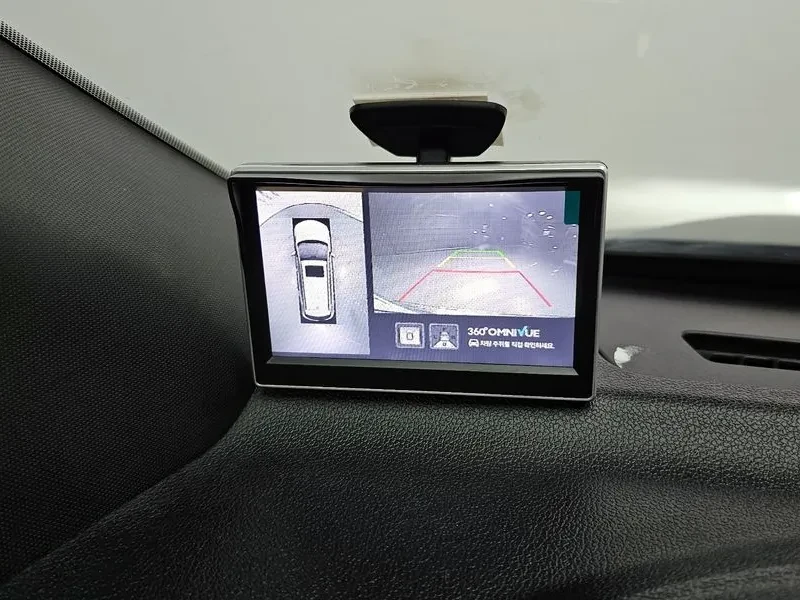 Ford Explorer 2.3 AWD, снимка 13 - Автомобили и джипове - 54351500