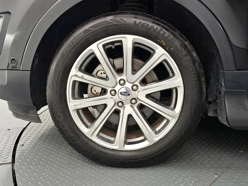 Ford Explorer 2.3 AWD, снимка 5 - Автомобили и джипове - 54351500