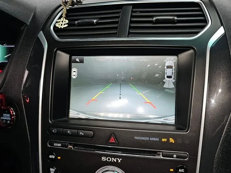 Ford Explorer 2.3 AWD, снимка 17 - Автомобили и джипове - 54351500