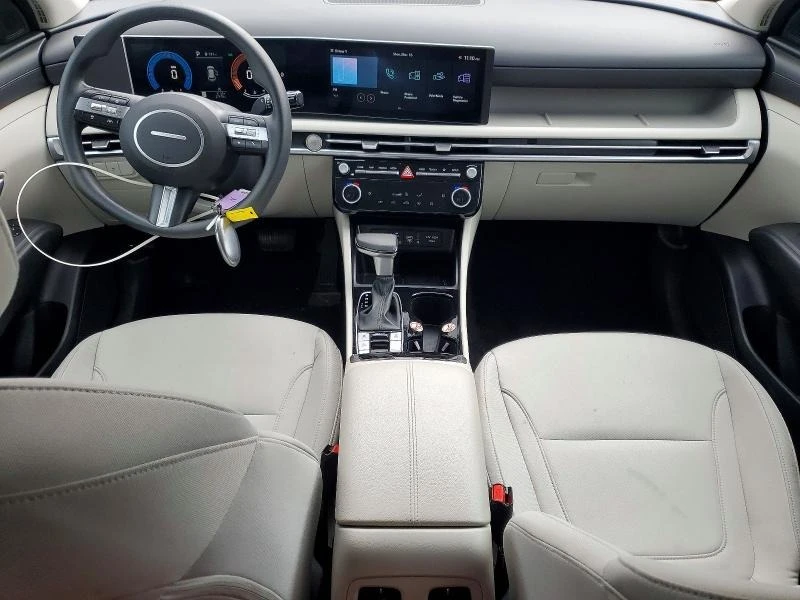 Hyundai Tucson, снимка 8 - Автомобили и джипове - 54741894