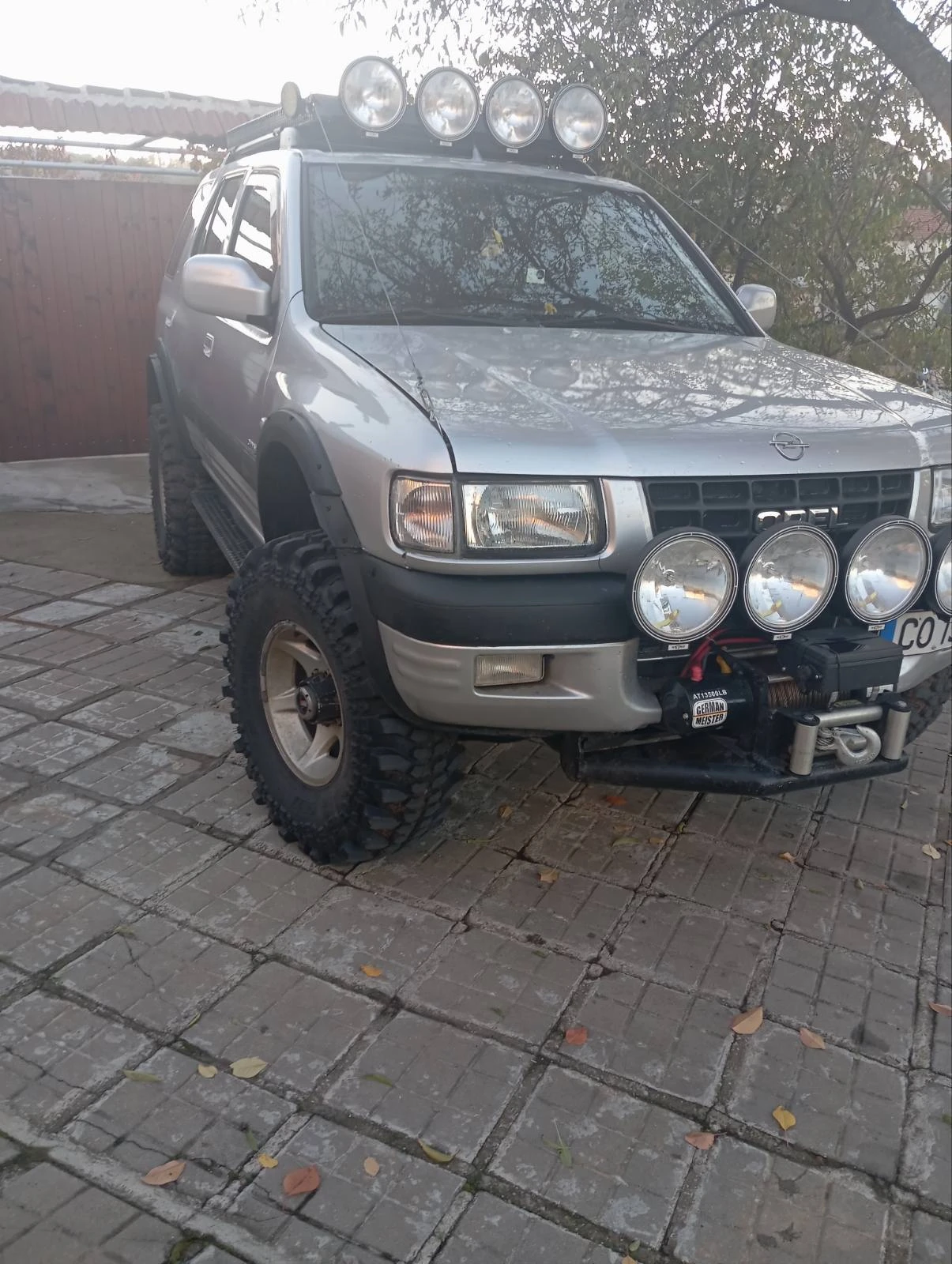 Opel Frontera 2.2d116 - изображение 3