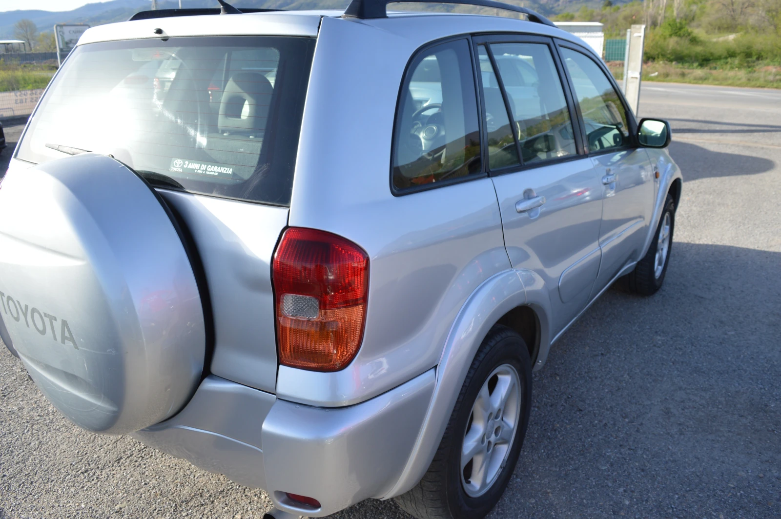 Toyota Rav4 2.0D4D-4X4-KLIMA - изображение 5