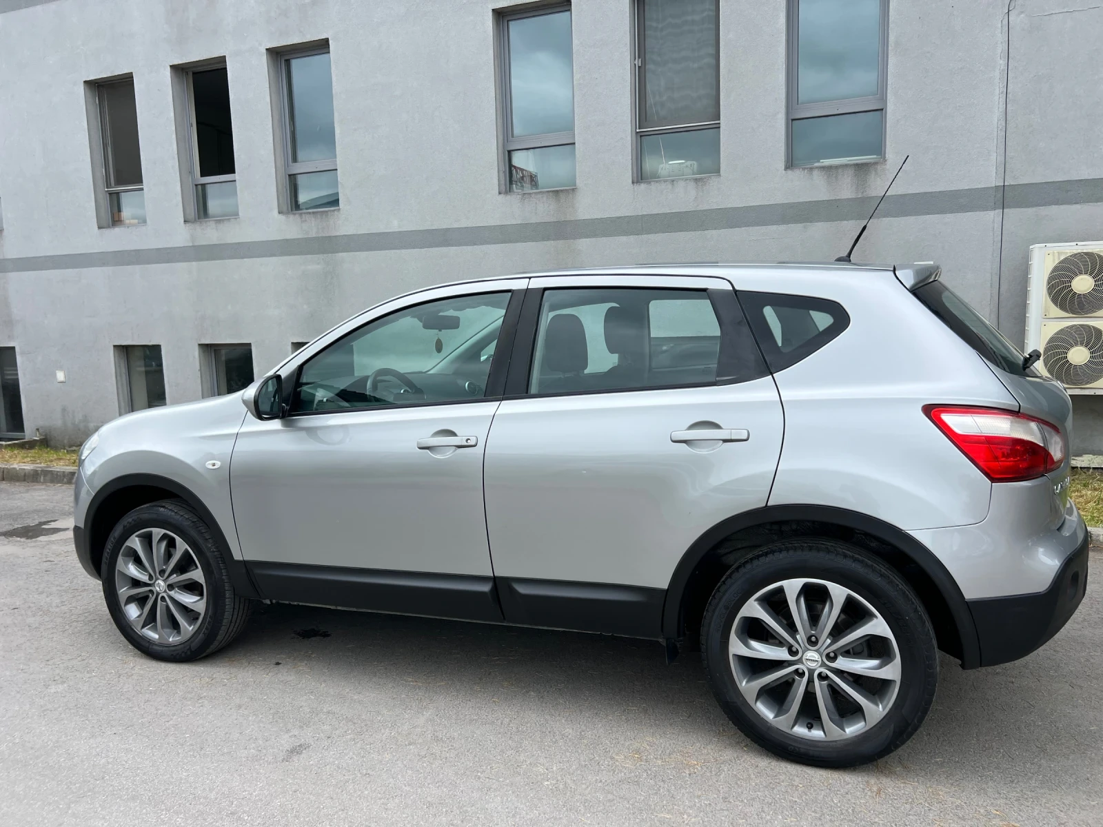 Nissan Qashqai 1.5DCI Нави, камера - изображение 3