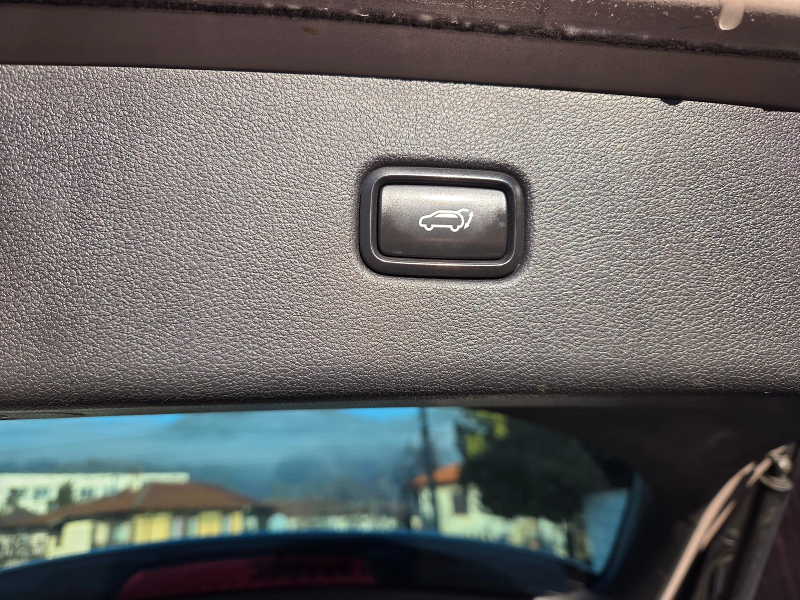 Hyundai Tucson Premium / 4x4 185к.с/FULL, снимка 16 - Автомобили и джипове - 53916666