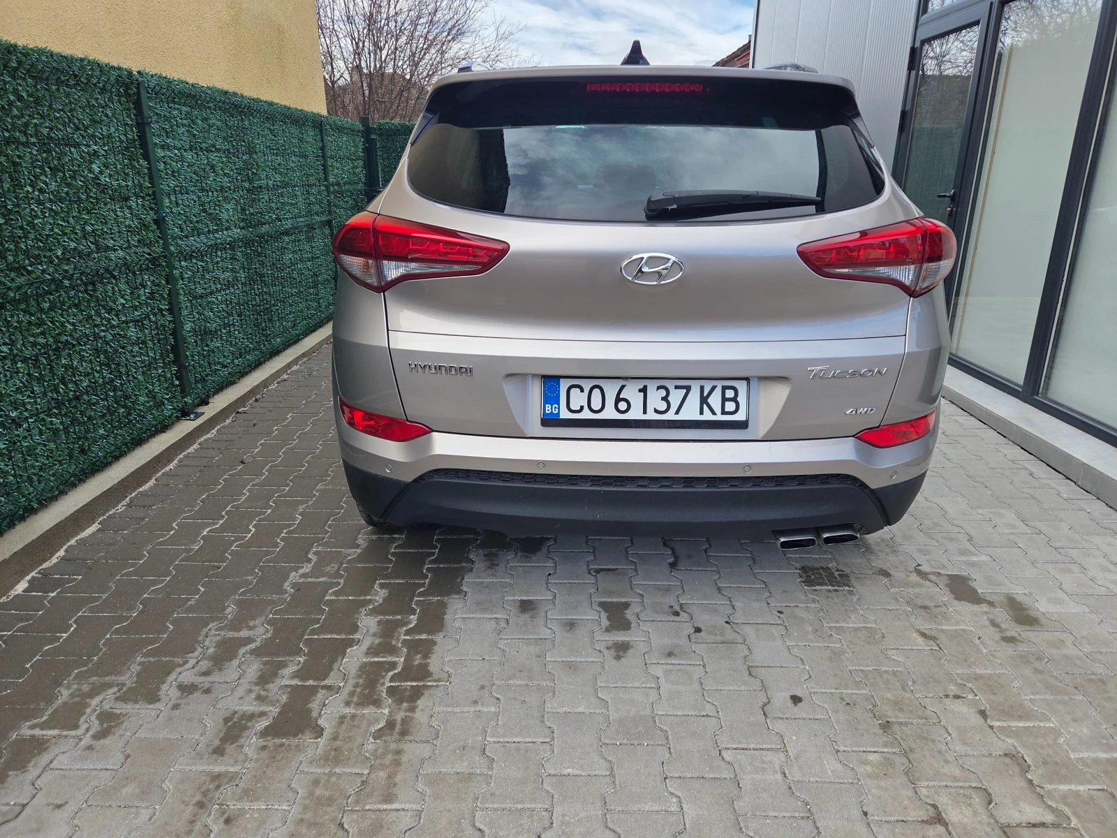 Hyundai Tucson Premium / 4x4 185к.с/FULL, снимка 4 - Автомобили и джипове - 53916666