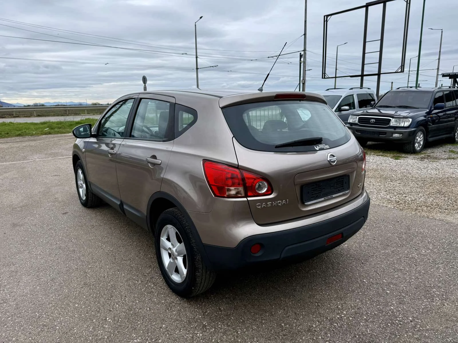 Nissan Qashqai 1.5DCI 107kc Italia, снимка 7 - Автомобили и джипове - 54028158
