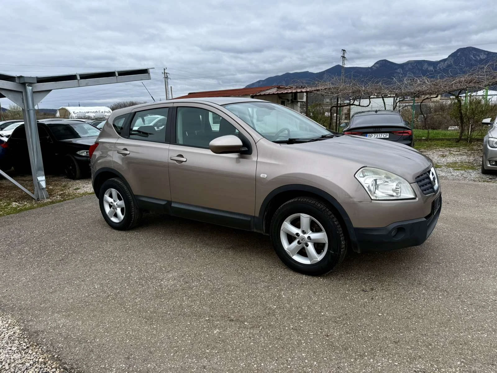 Nissan Qashqai 1.5DCI 107kc Italia, снимка 4 - Автомобили и джипове - 54028158