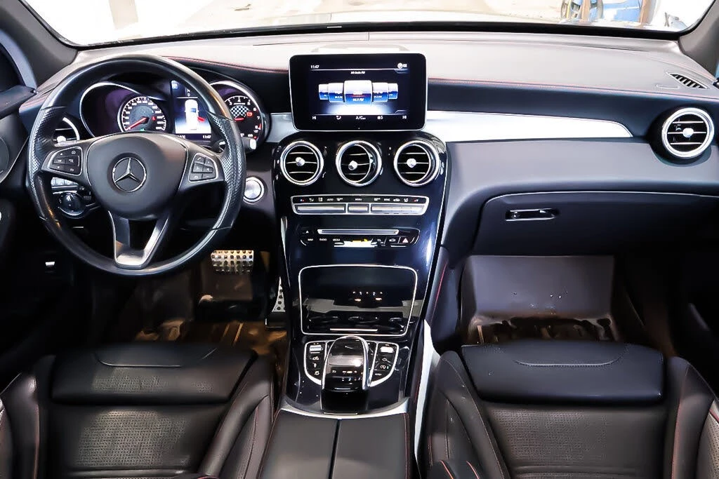 Mercedes-Benz GLC AMG GLC 43 4MATIC* AвтоКредит * (ЦЕНА ДО БГ), снимка 10 - Автомобили и джипове - 54455381