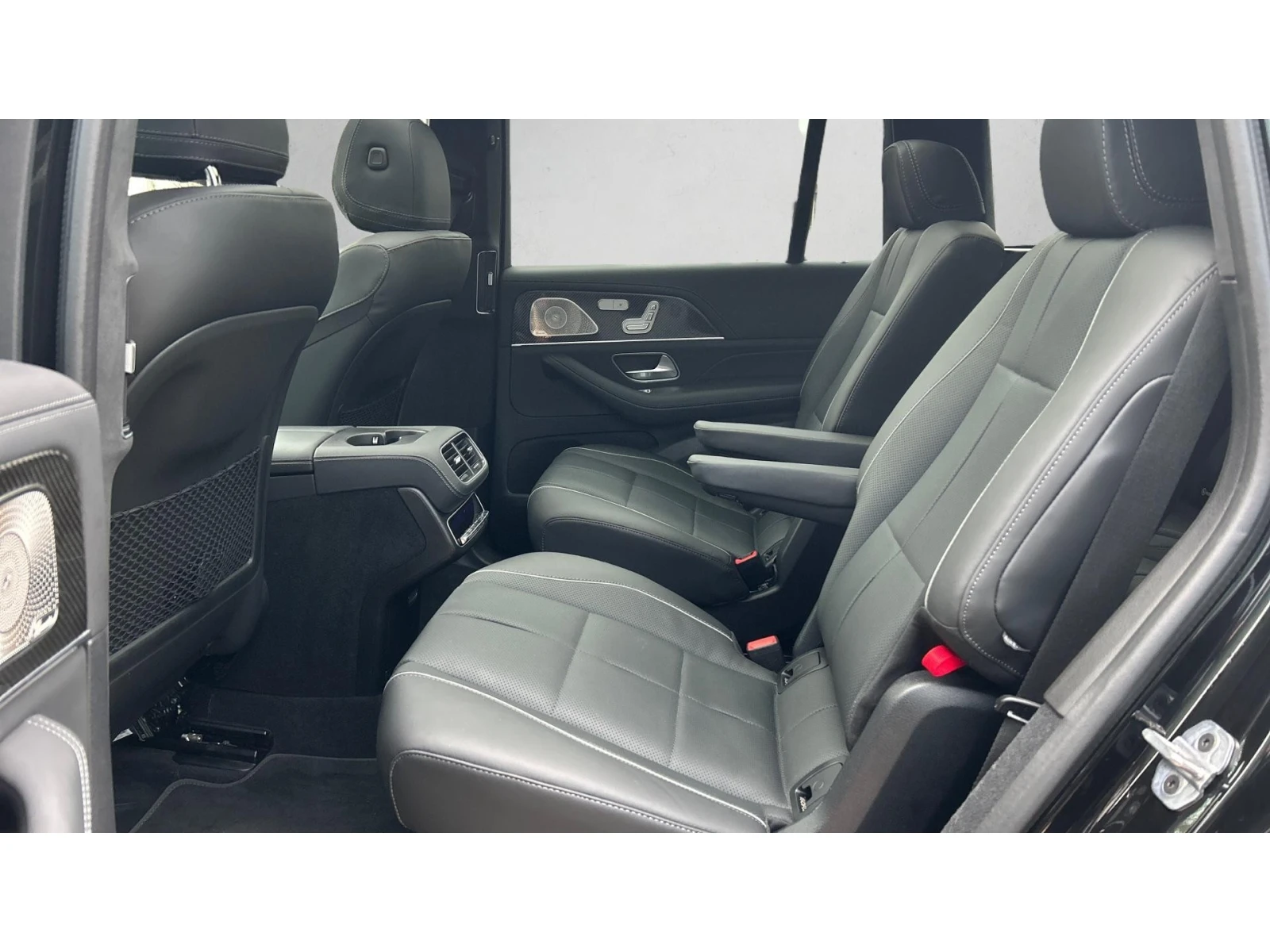 Mercedes-Benz GLS580 AMG, Pano, Месечна вноска от 1800  , снимка 11 - Автомобили и джипове - 54751685