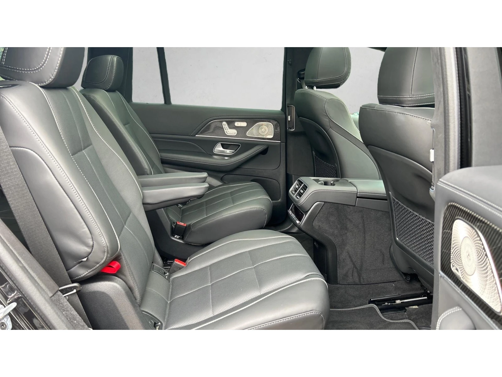 Mercedes-Benz GLS580 AMG, Pano, Месечна вноска от 1800  , снимка 7 - Автомобили и джипове - 54751685