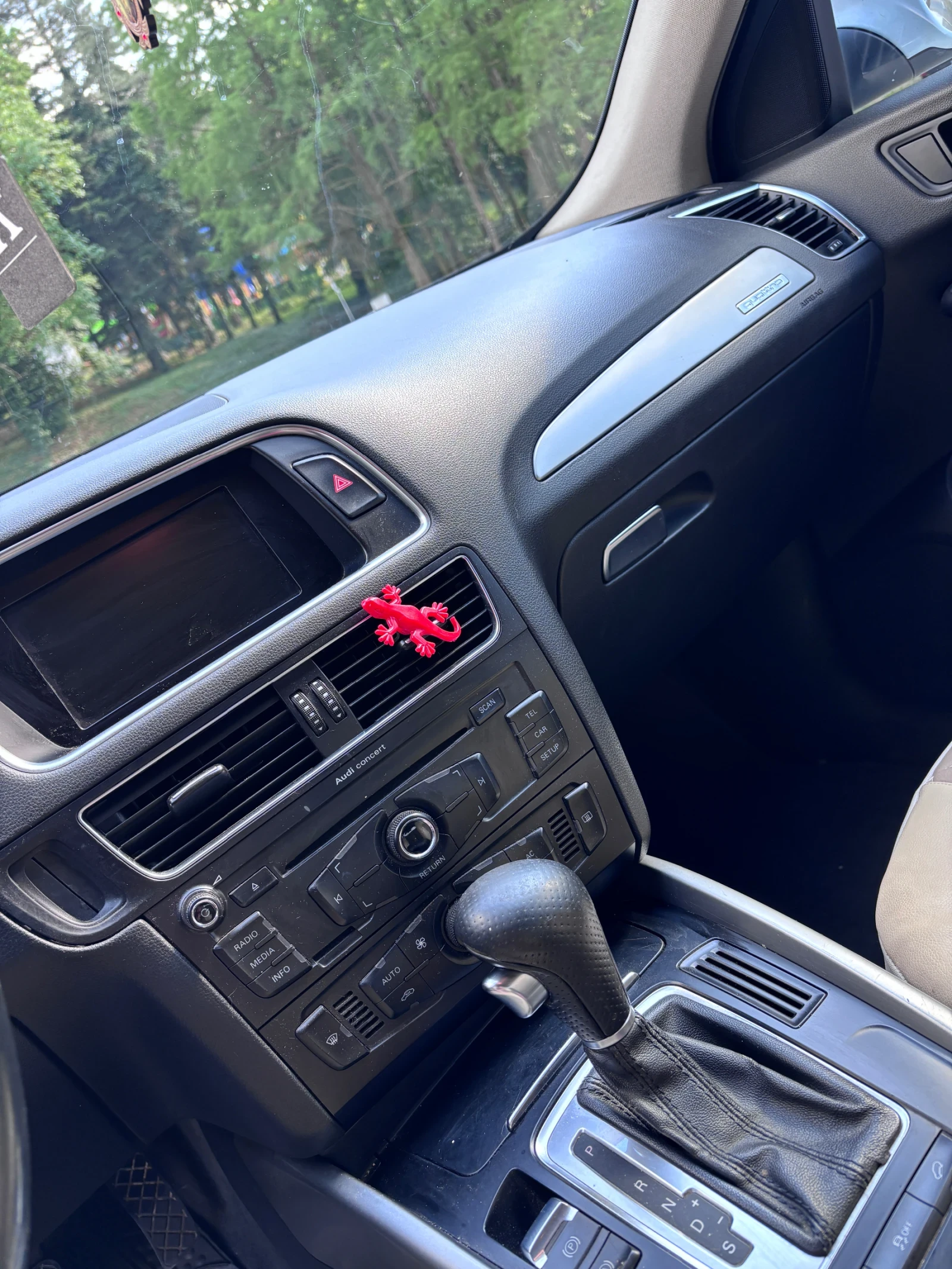 Audi Q5, снимка 7 - Автомобили и джипове - 54880400