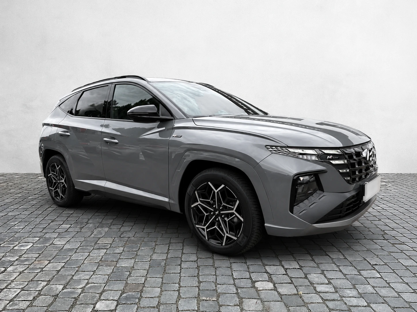 Hyundai Tucson N-Line 1.6 Plug-In 4x4 360KAM Distr KRELL SitzKlim, снимка 2 - Автомобили и джипове - 55282707