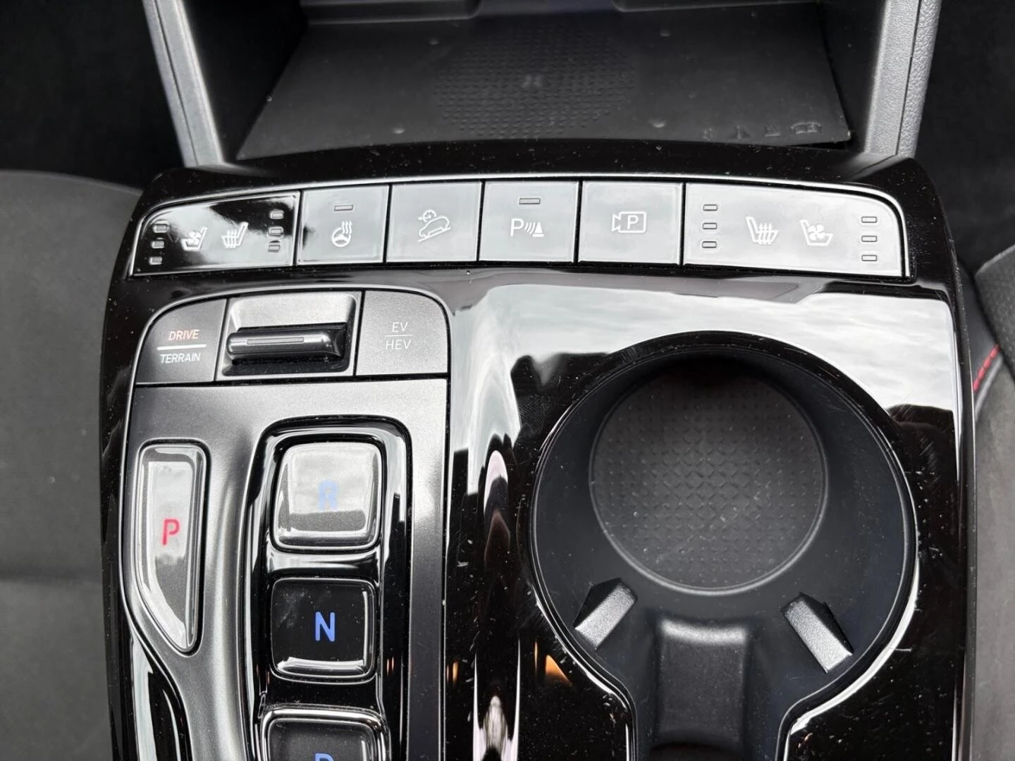 Hyundai Tucson N-Line 1.6 Plug-In 4x4 360KAM Distr KRELL SitzKlim | Mobile.bg � ����������� 14