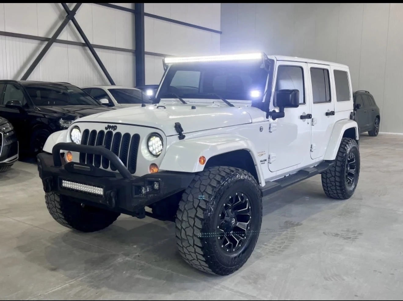 Jeep Wrangler Sahara