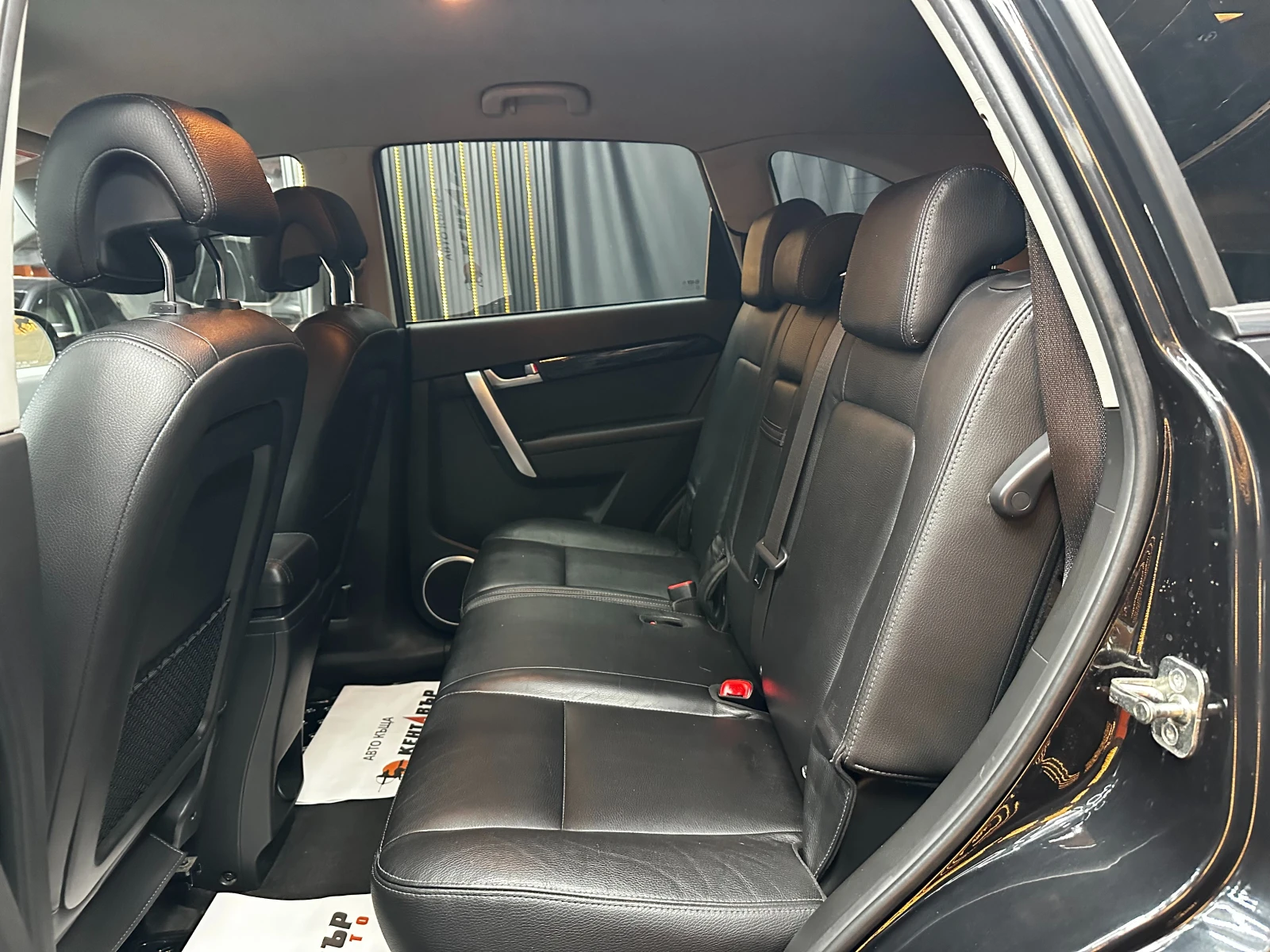Chevrolet Captiva 2.2d 184 к.с., снимка 9 - Автомобили и джипове - 56197706