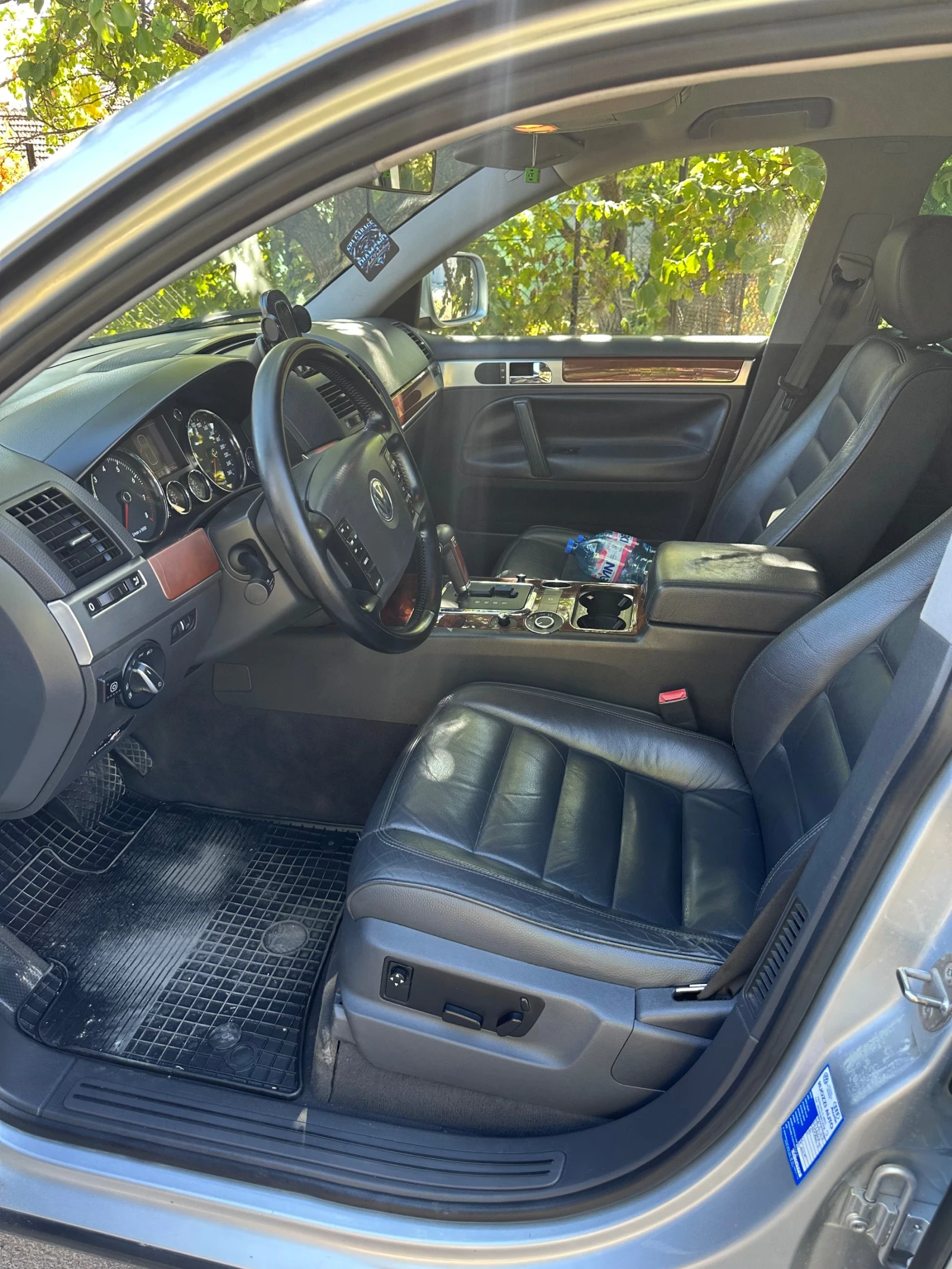 VW Touareg, снимка 7 - Автомобили и джипове - 56216220