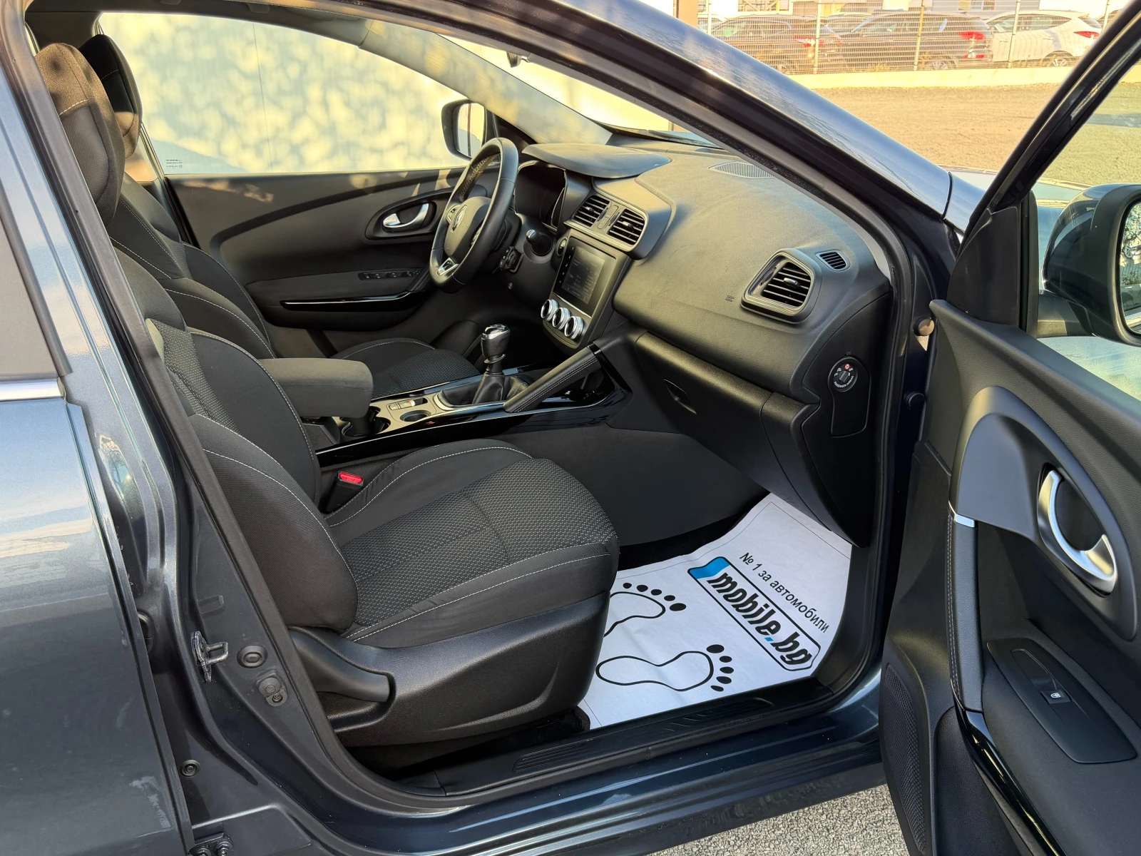 Renault Kadjar 1.3 TCe 140��. NAVI, CAMERA, KEYLESS | Mobile.bg � ����������� 7