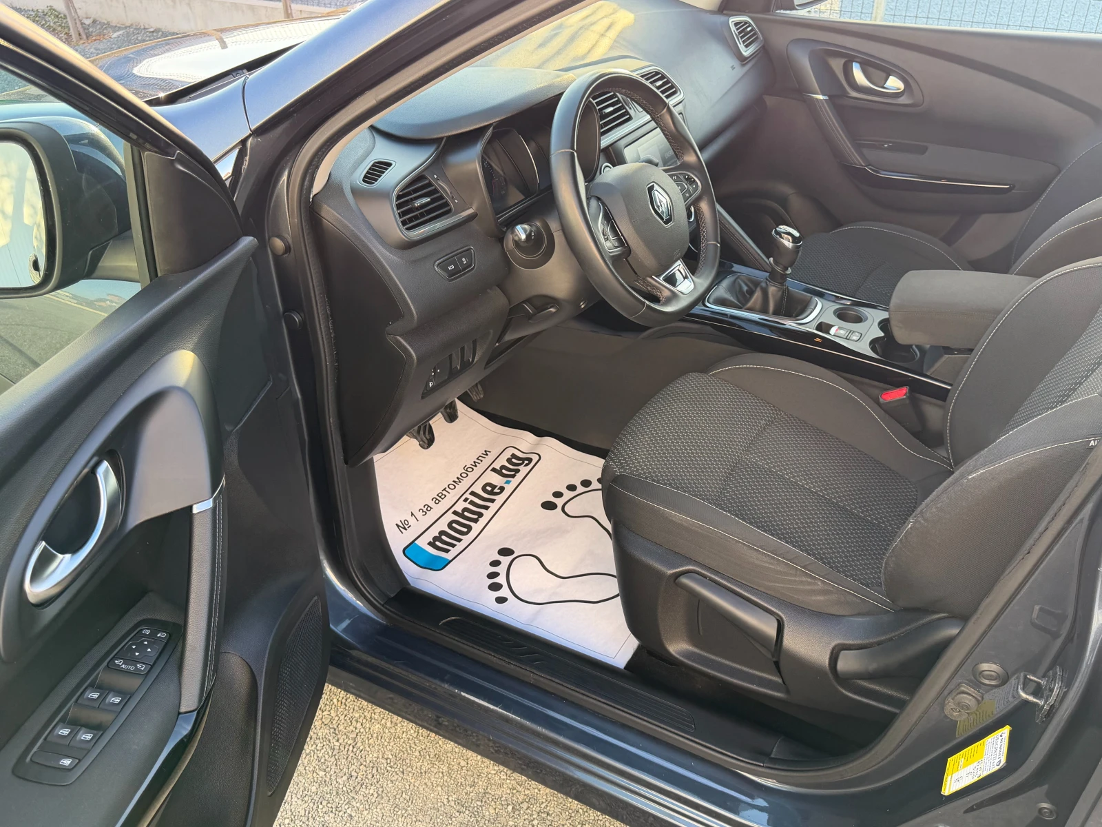 Renault Kadjar 1.3 TCe 140��. NAVI, CAMERA, KEYLESS | Mobile.bg � ����������� 13