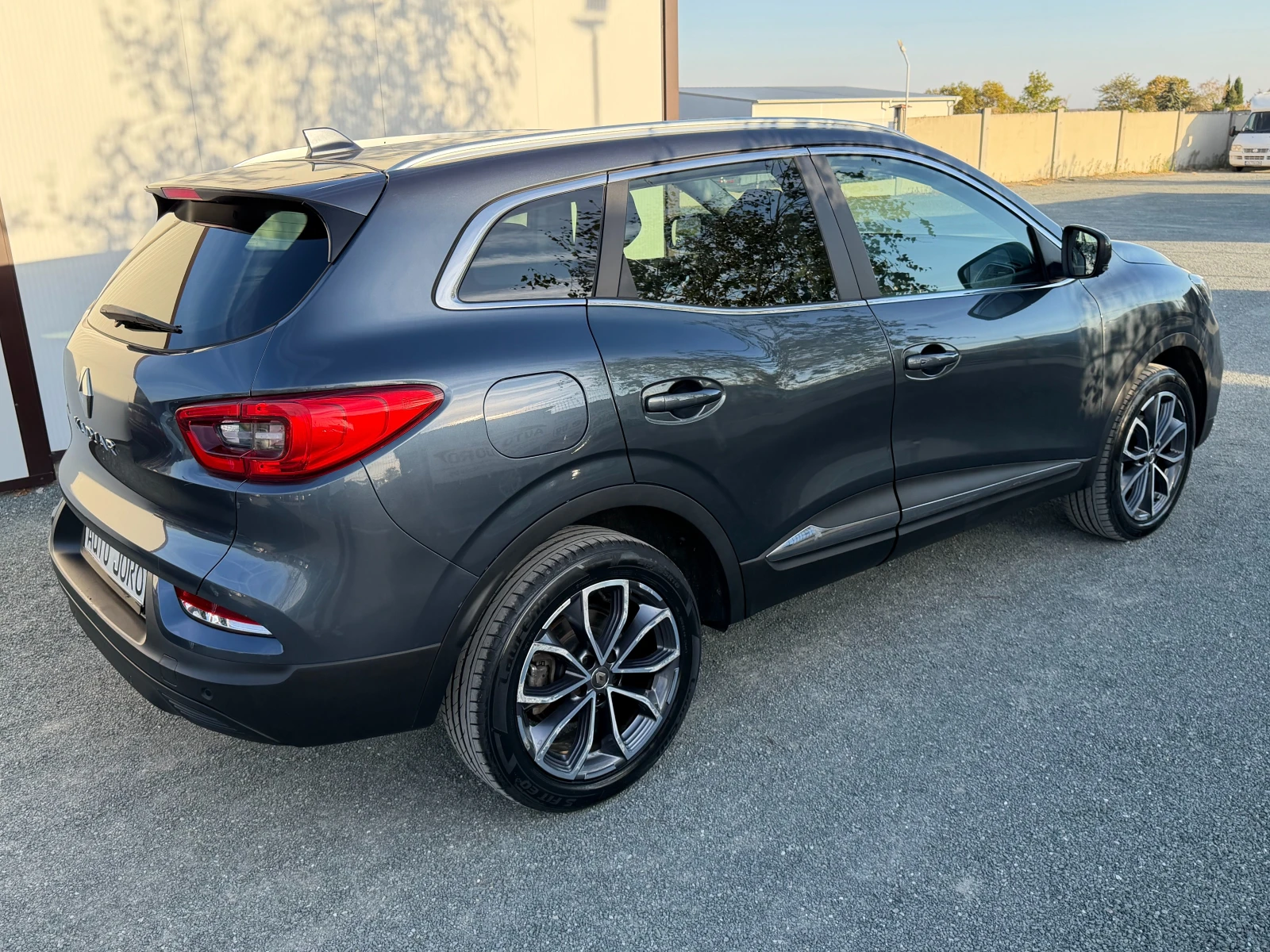 Renault Kadjar 1.3 TCe 140��. NAVI, CAMERA, KEYLESS | Mobile.bg � ����������� 5