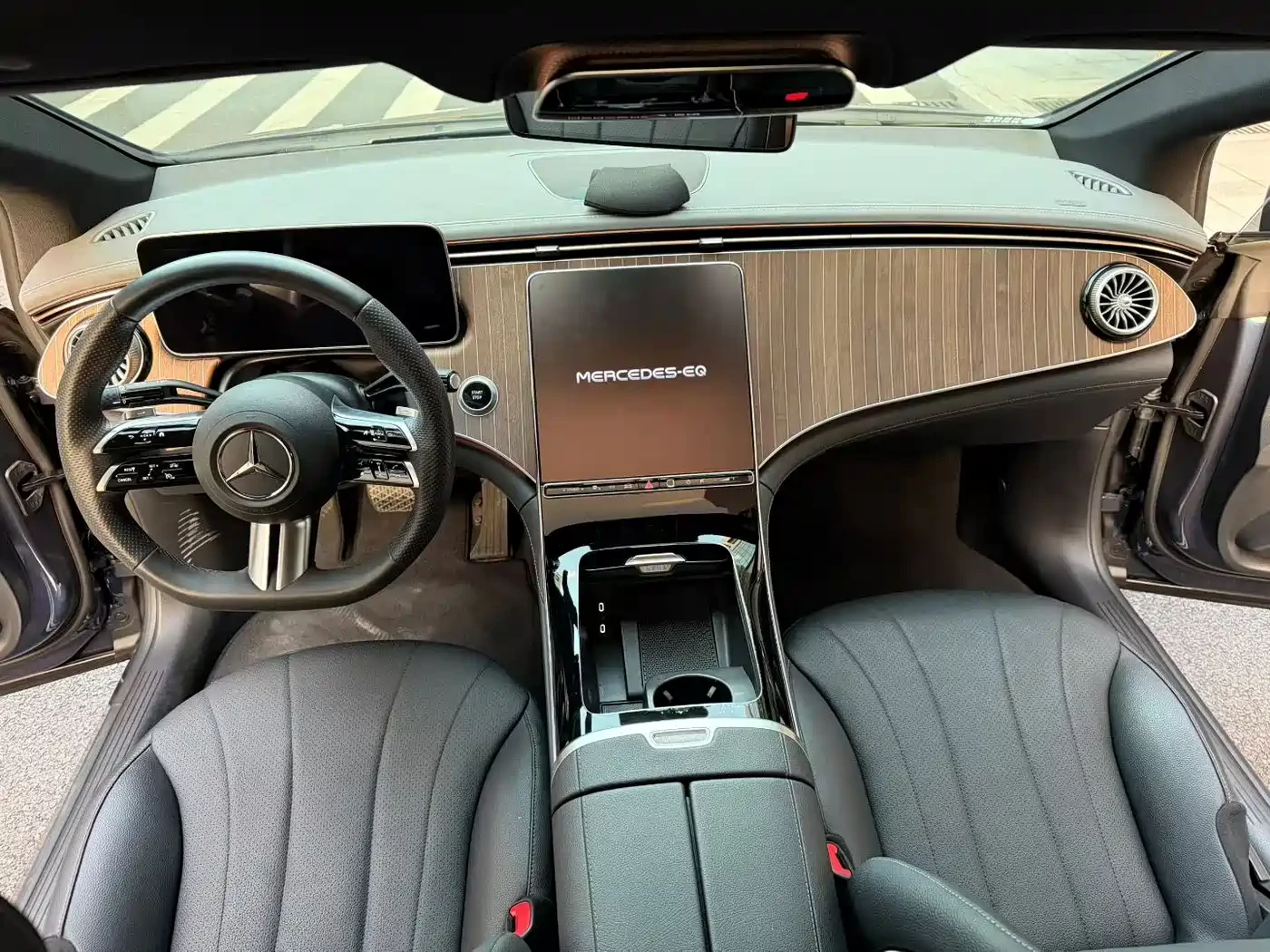 Mercedes-Benz EQE 2023* PIONEER EDITION* 96KWH* BURMASTER* 360* ACC