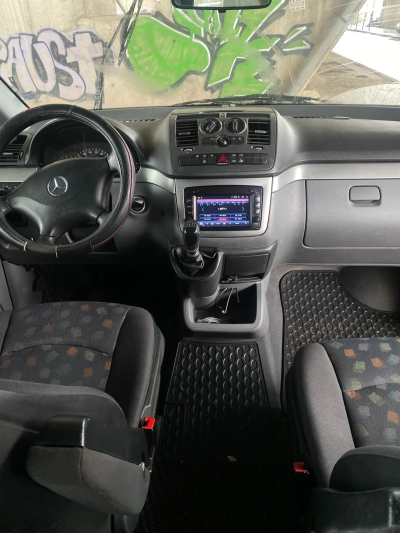 Mercedes-Benz Vito 115 CDI НАВИГАЦИЯ/НАПЪЛНО ОБСЛУЖЕН, снимка 2 - Бусове и автобуси - 53574810