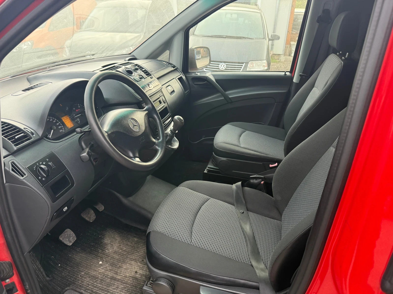 Mercedes-Benz Vito 2.2CDI - изображение 8