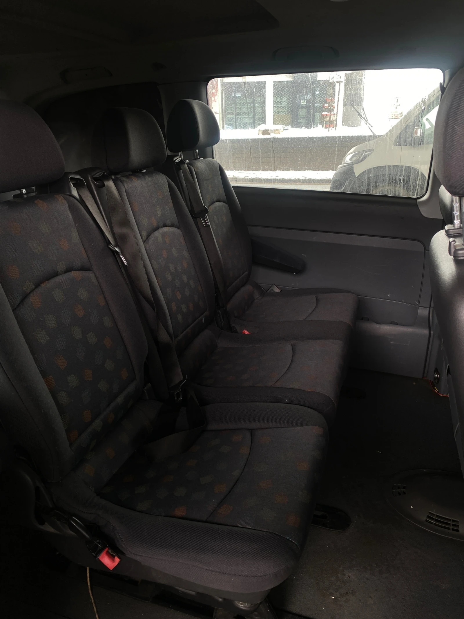 Mercedes-Benz Vito 115 CDI НАВИГАЦИЯ/НАПЪЛНО ОБСЛУЖЕН - изображение 6