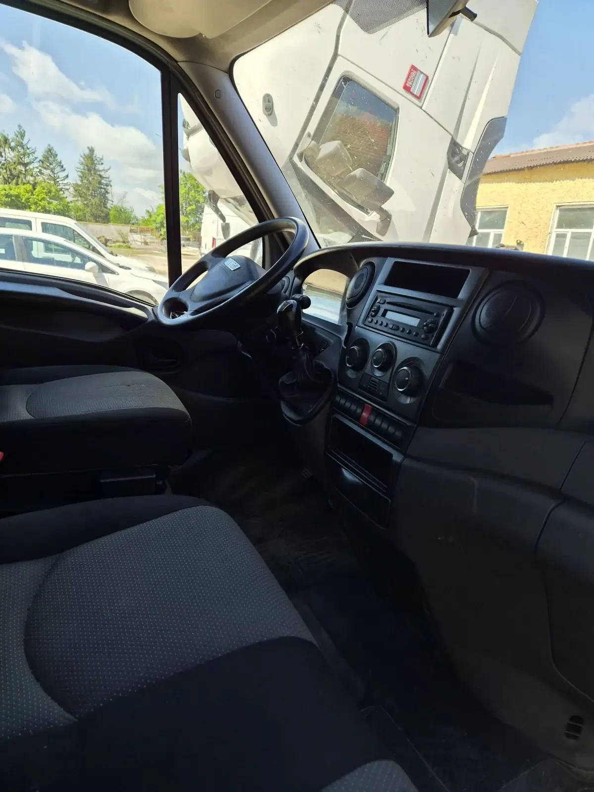 Iveco 35c15 Бордово, снимка 3 - Бусове и автобуси - 54541147