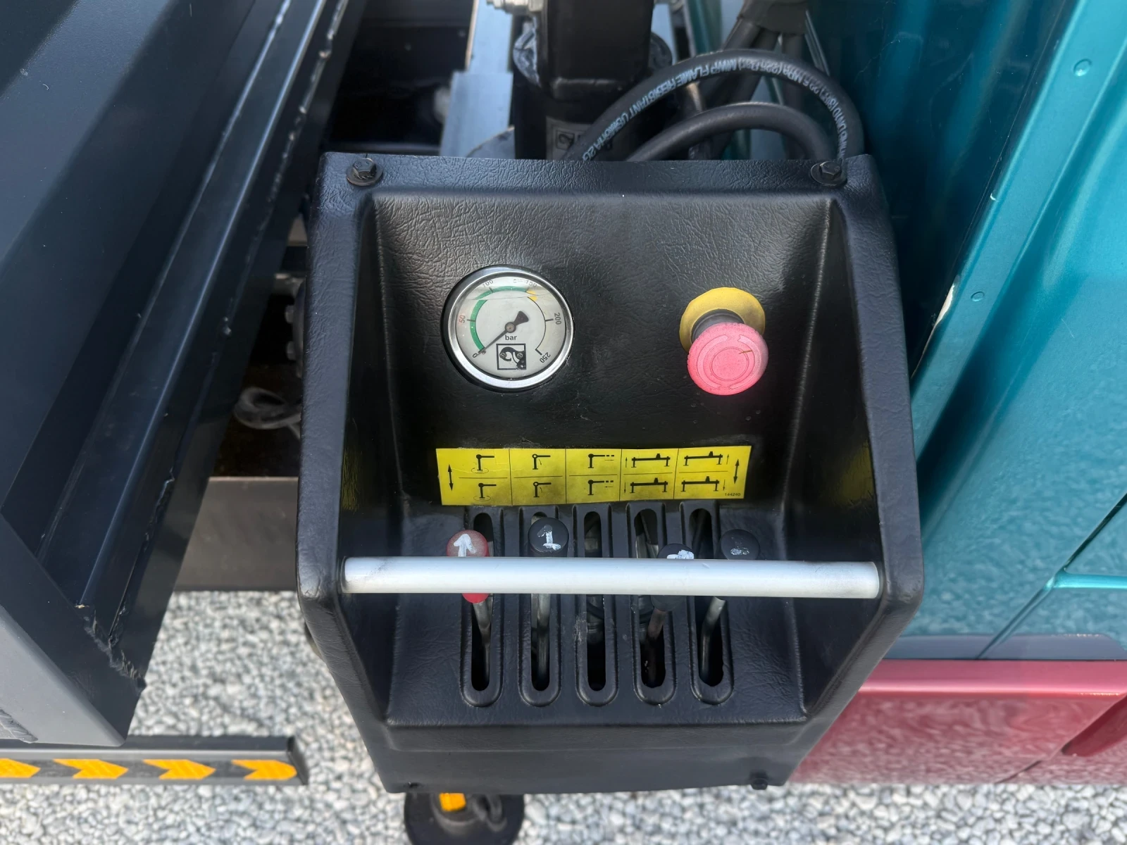 Iveco Daily 40C15 KAT Б 3.5Т 3.0, снимка 9 - Бусове и автобуси - 55466533