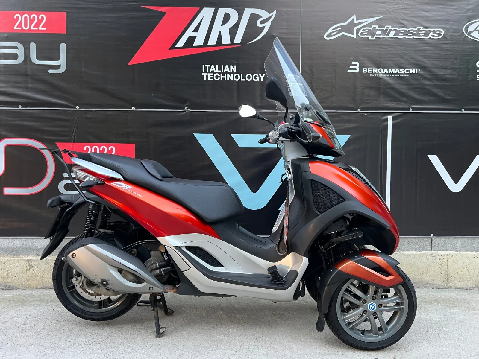 Piaggio Mp3 LT-300icc-2014г - изображение 6