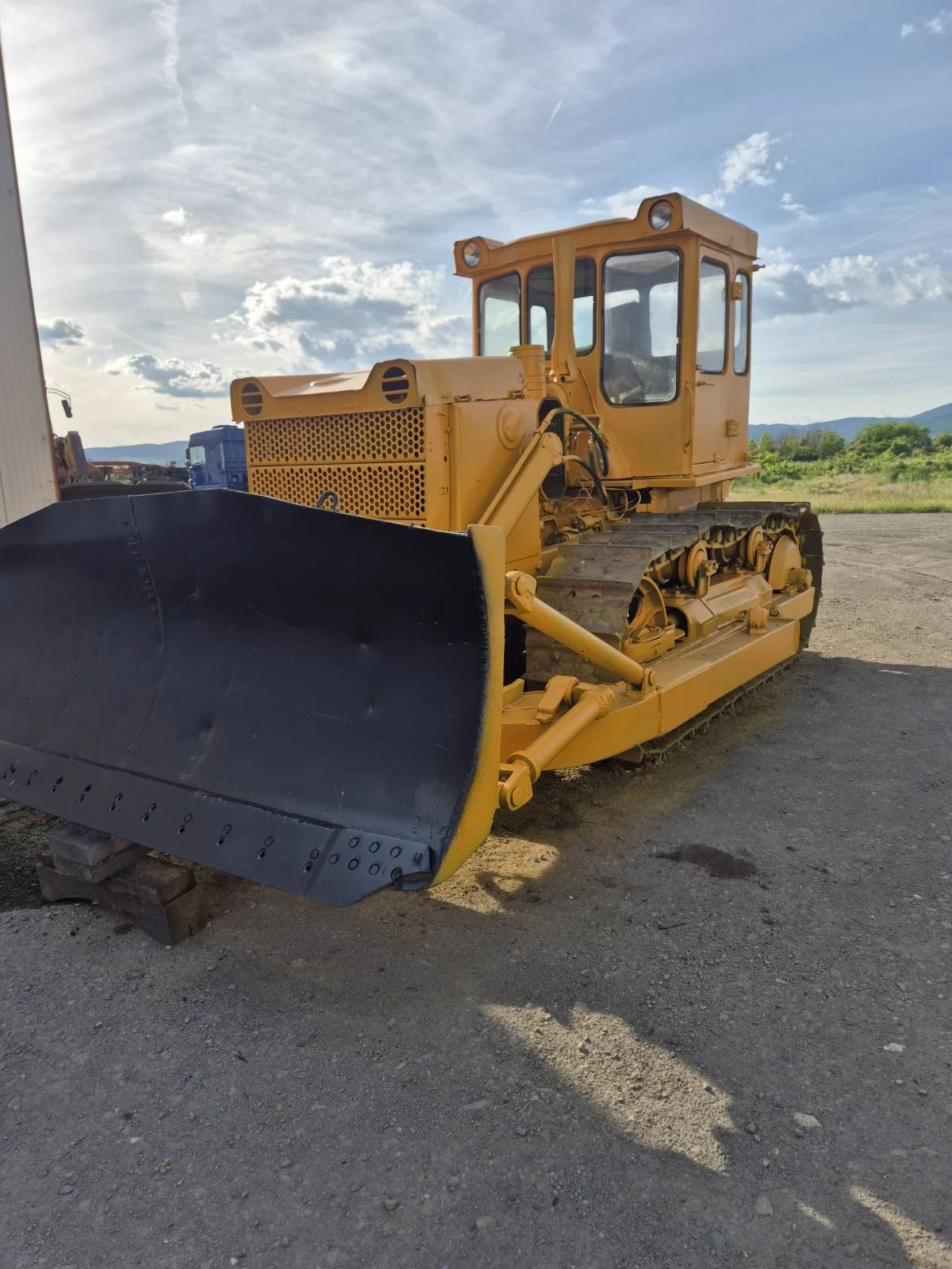 Булдозер ЧТЗ T170