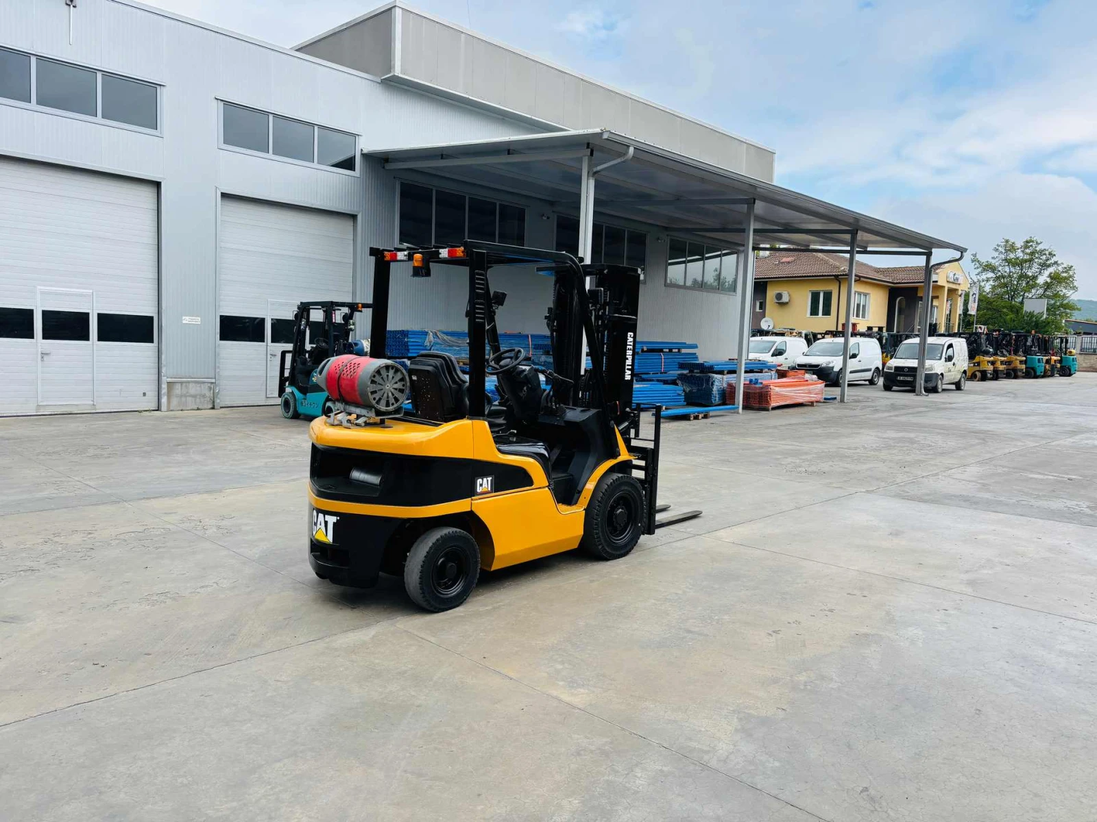  Cat      | Mobile.bg   5