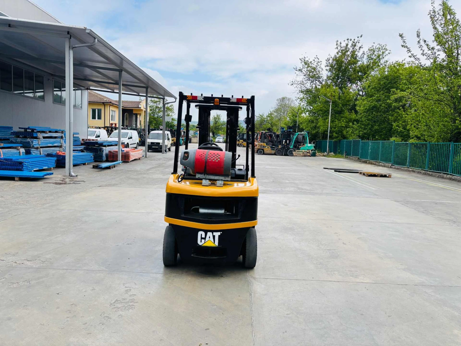  Cat      | Mobile.bg   4