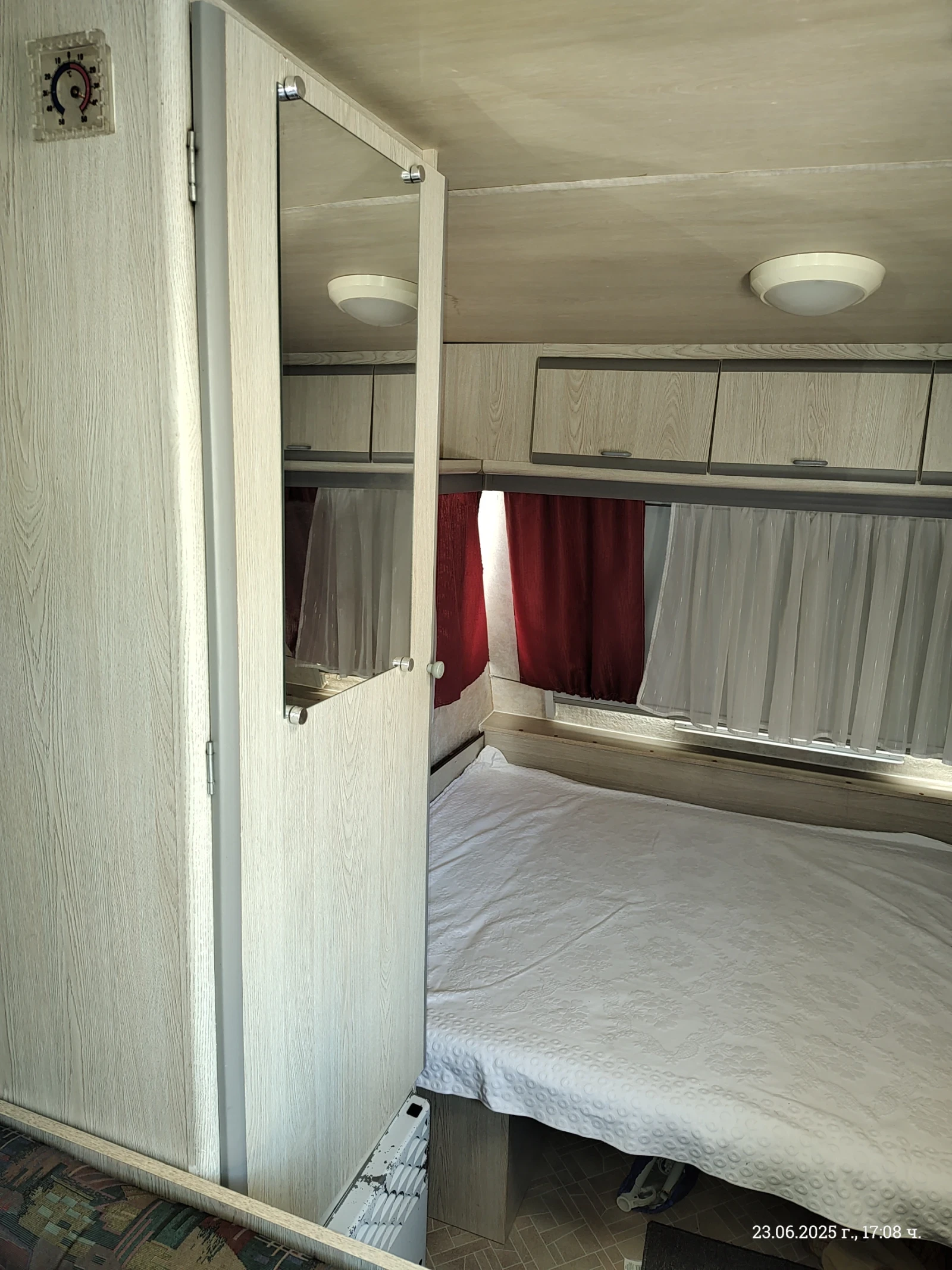 Каравана Caravelair, снимка 14 - Каравани и кемпери - 53894476