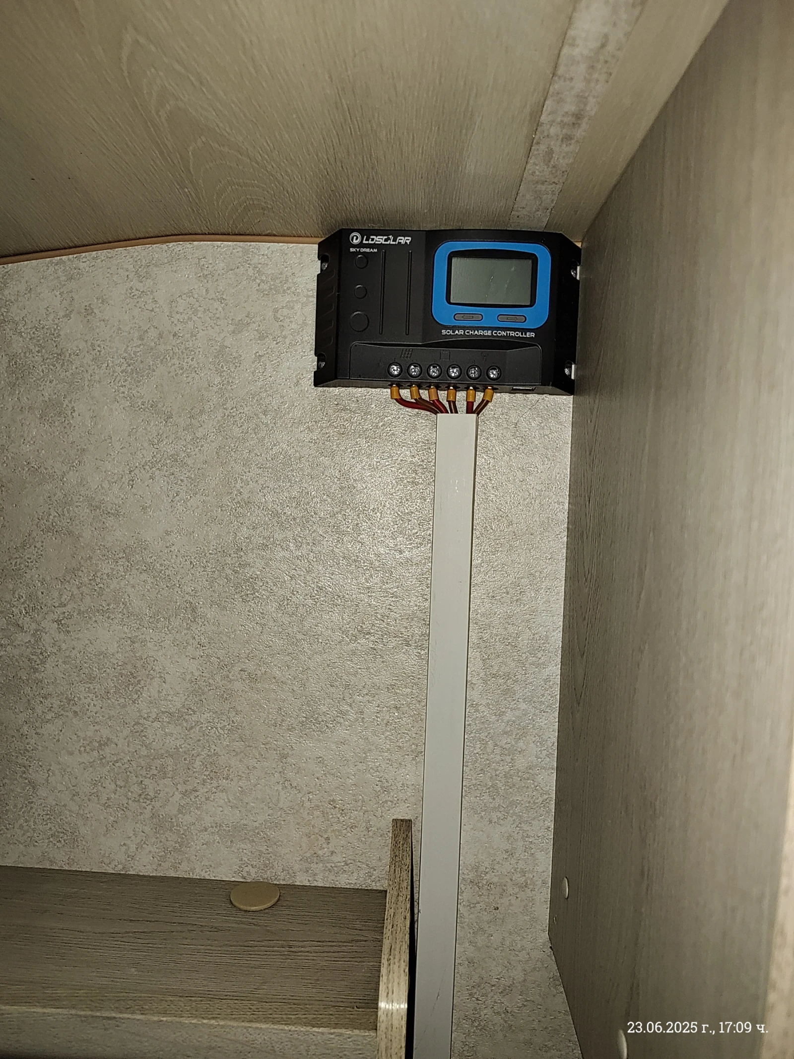 Каравана Caravelair, снимка 6 - Каравани и кемпери - 53894476