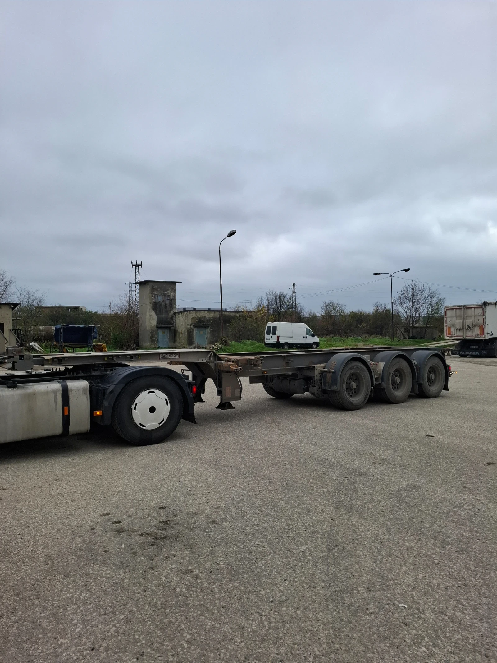 ����������� Renders | Mobile.bg � ����������� 1