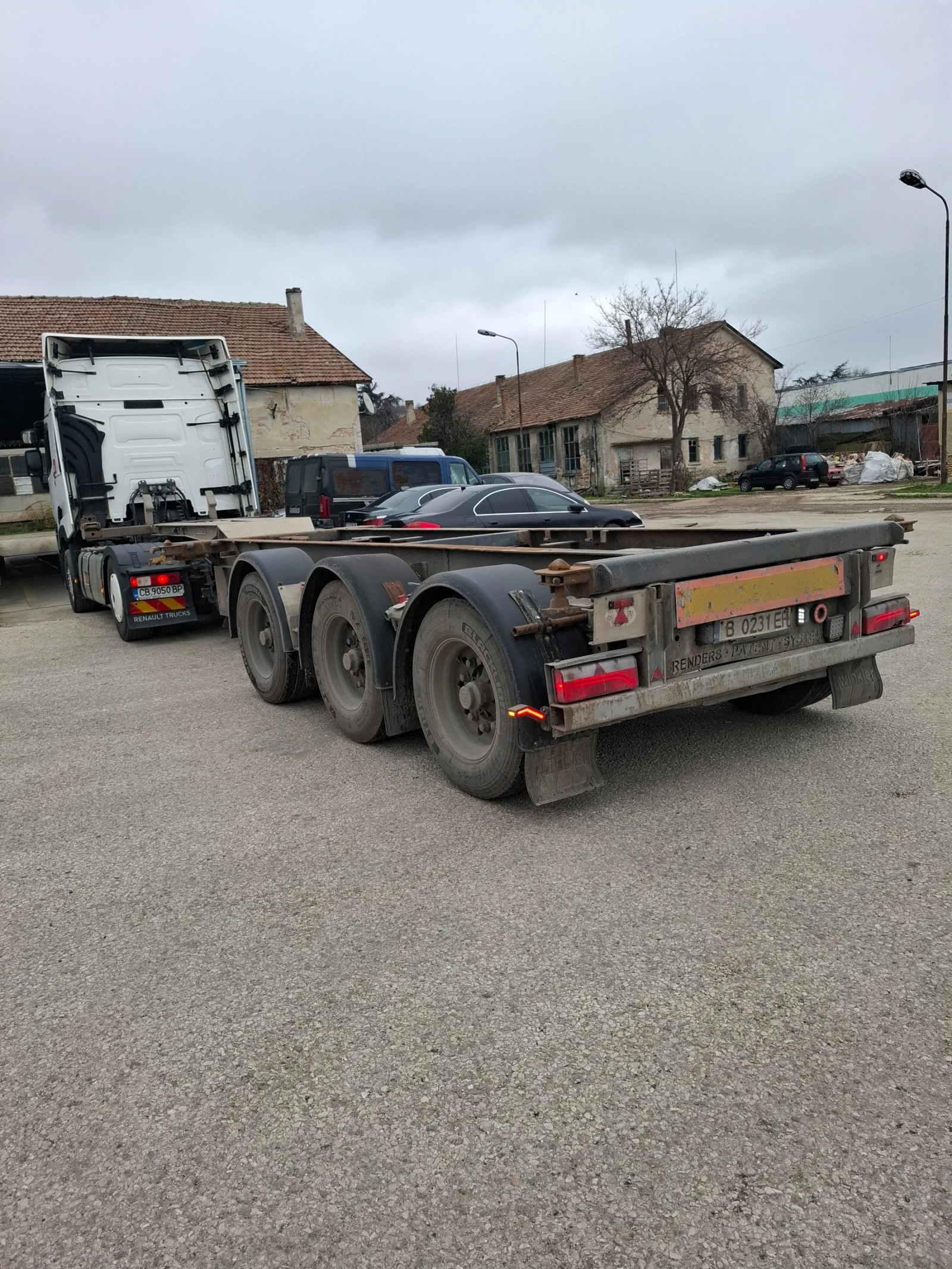 ����������� Renders | Mobile.bg � ����������� 2