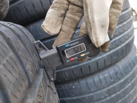 Гуми Зимни 225/60R18, снимка 7