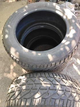 Гуми Зимни 235/55R17, снимка 5