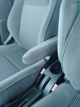 Peugeot 207 1.4 бензин/газ, снимка 8