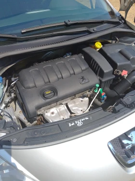 Peugeot 207 1.4 бензин/газ, снимка 11