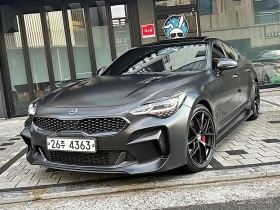 Kia Stinger 3.3* GT* CARBON* ПОДГРЕВ* 360 КАМЕРИ* ОБДУХВАНЕ, снимка 3