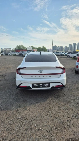 Hyundai Sonata 2.0 LPG * ПОДГРЕВ И ОБДУХ НА СЕДАЛКИТЕ * 49 100 КМ, снимка 2