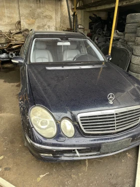  Mercedes-Benz E 320