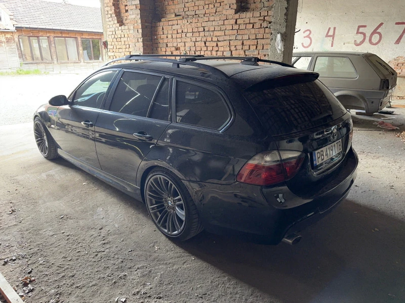 BMW 320, снимка 15 - Автомобили и джипове - 47635859