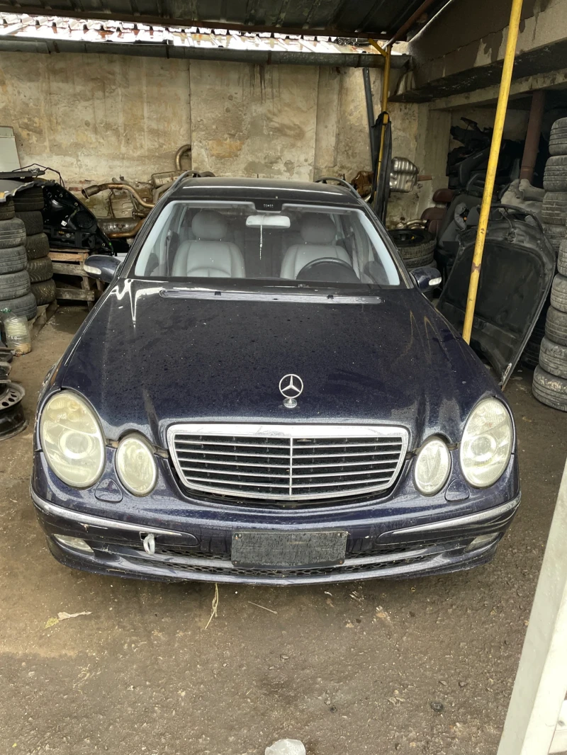 Mercedes-Benz E 320, снимка 2 - Автомобили и джипове - 47397528